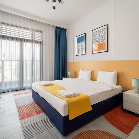 Izzzi Life Mint Aparthotel Dubai Exteriör bild
