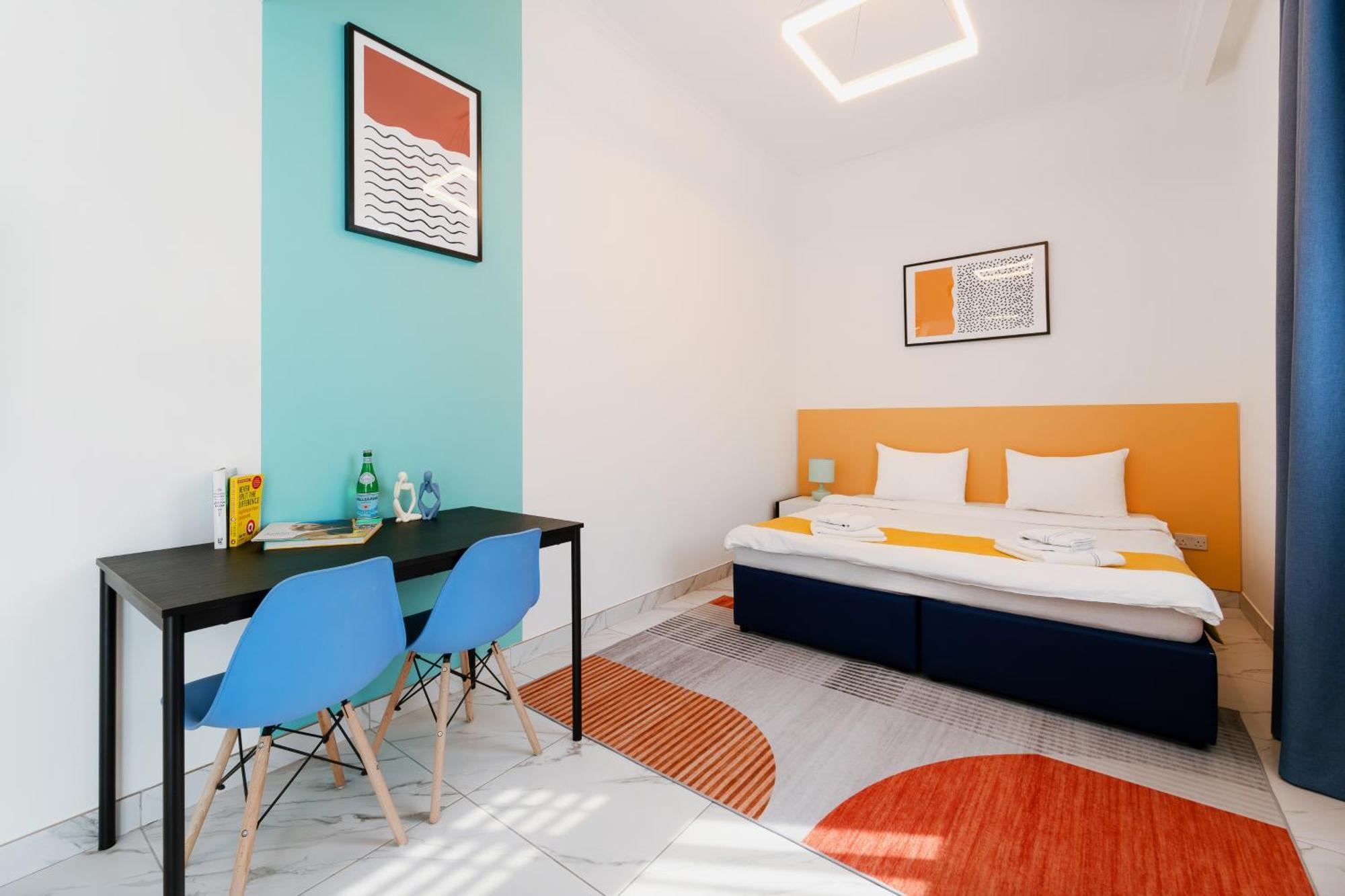 Izzzi Life Mint Aparthotel Dubai Exteriör bild