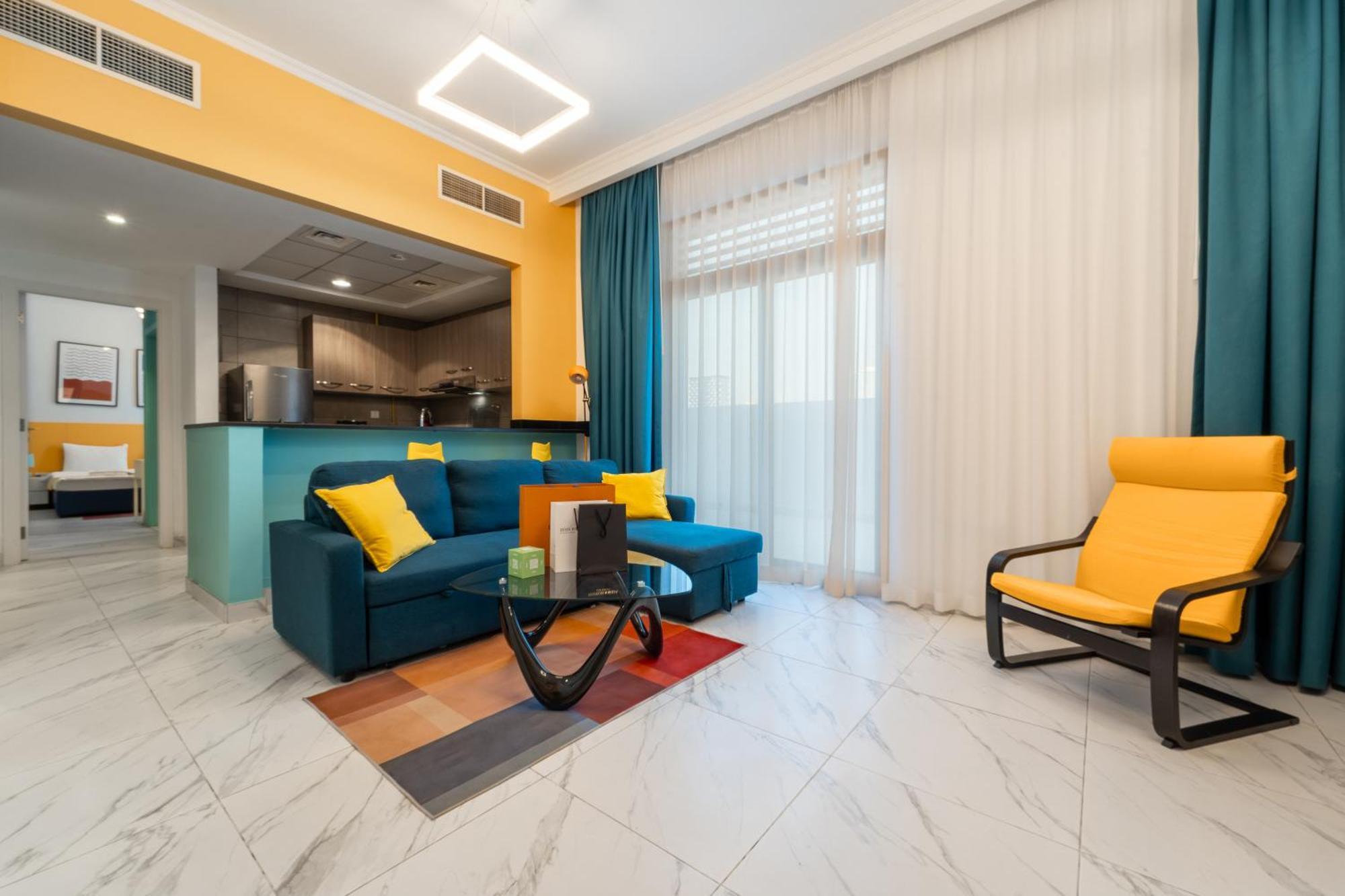 Izzzi Life Mint Aparthotel Dubai Exteriör bild