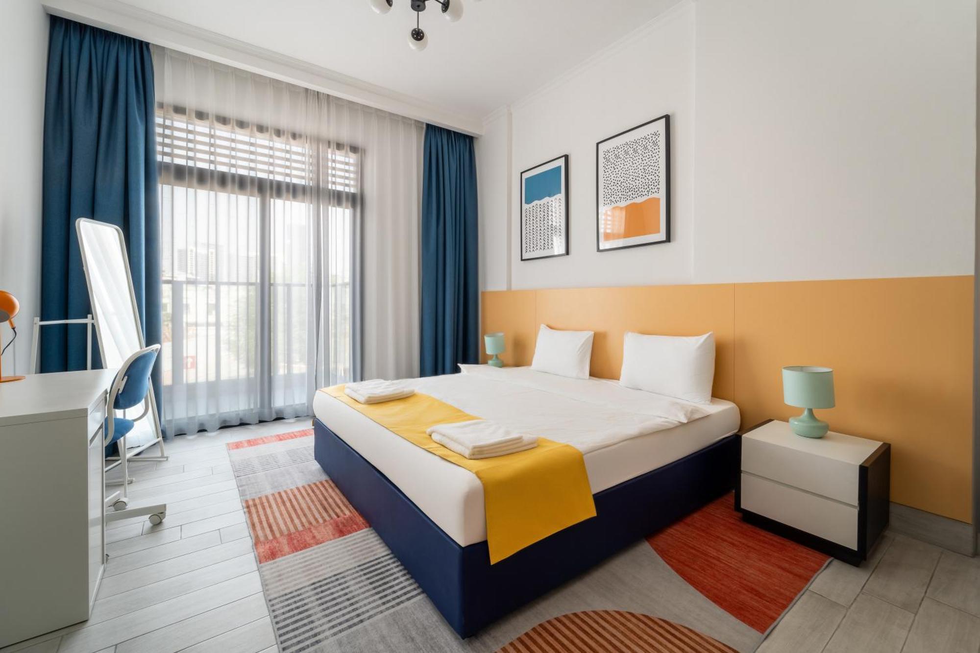 Izzzi Life Mint Aparthotel Dubai Exteriör bild